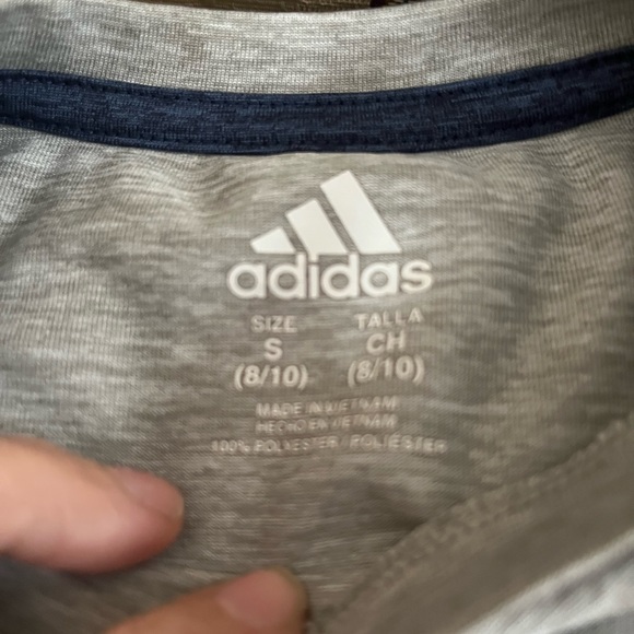 Adidas boys American gray with flag baseball shirt. - Picture 4 of 5